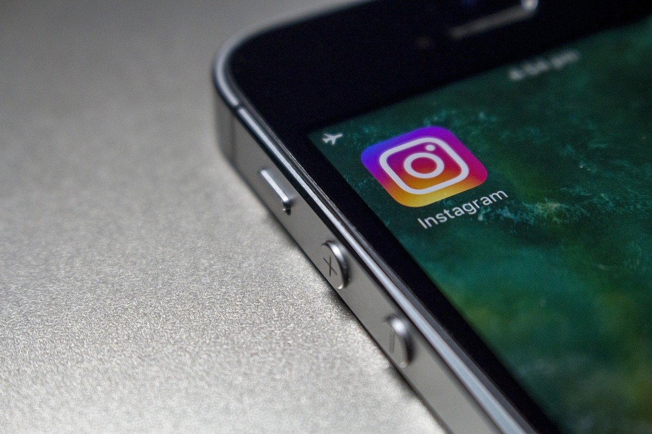 Dieci frasi per Instagram amicizia