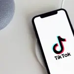 10 frasi da mettere su Tik Tok